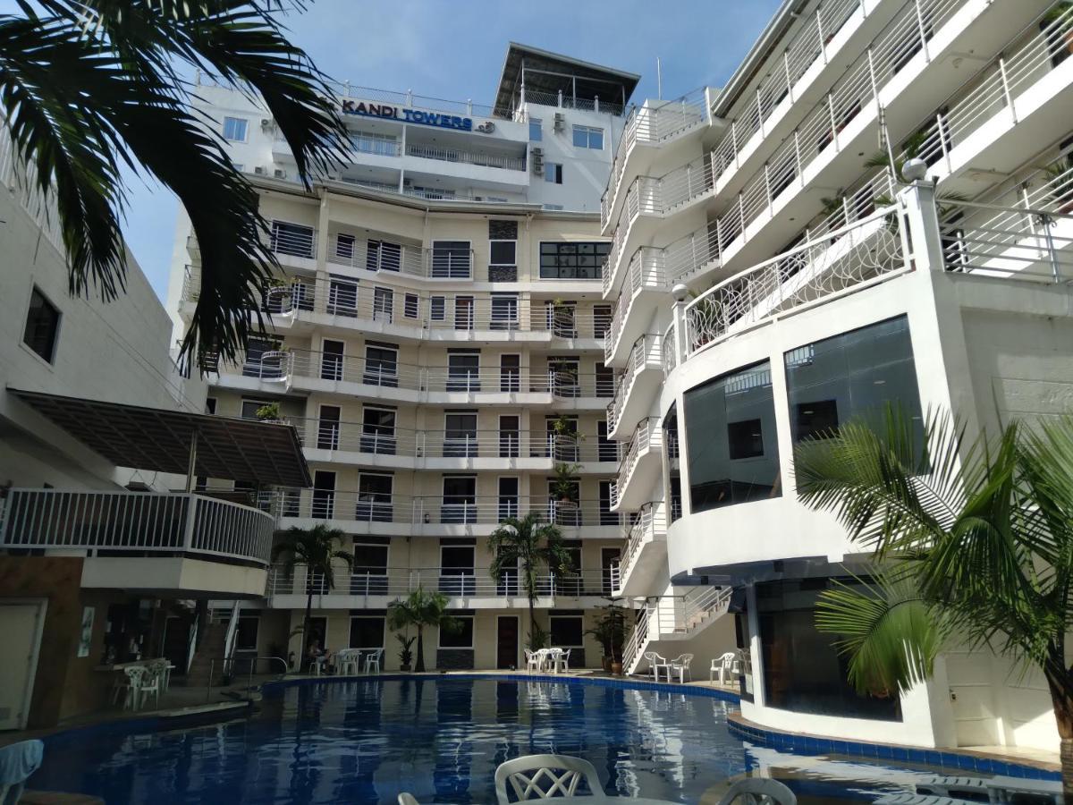 Jack Kandi Grosvenor Square Apartment Angeles